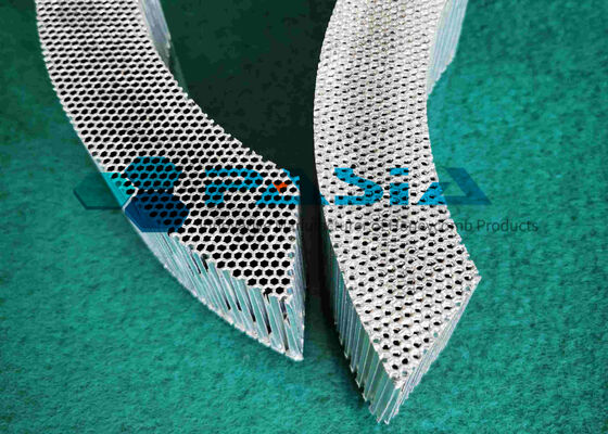 中国 Pre-crushed Epoxy Glue Bonded Aluminum Honeycomb Impact Attenuator サプライヤー