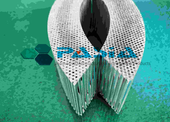 耐腐食性エポキシ粘着剤結合アルミ蜂蜜のエネルギー吸収器 サプライヤー