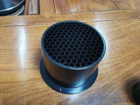 EMIシールド ステンレス鋼 ハニーコム 透気パネル 0.8mm Dia サプライヤー
