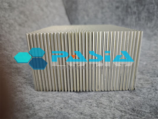 Auxetic Re-entrant Columnar Honeycomb Energy Absorber with Compression Torsion Coupling Mode and 3.2 Times SEA Increase under High Speed Impact サプライヤー