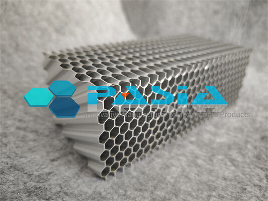 Auxetic Re-entrant Columnar Honeycomb Energy Absorber with Compression Torsion Coupling Mode and 3.2 Times SEA Increase under High Speed Impact サプライヤー