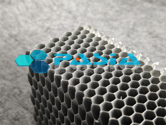 Corrosion Resistant Chromate‑coated Aluminum Honeycomb Energy Absorber Pad in 1250×1250mm Size for Railway Vehicle Buffering with Stable Plateau Stress Characteristics. サプライヤー