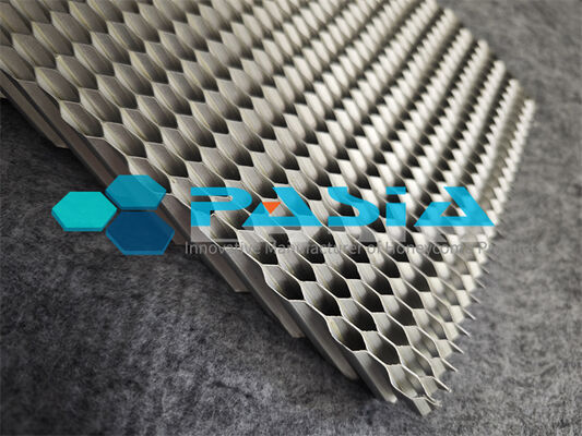 5052 Aluminum Honeycomb Energy Absorber with Gradient Thickness Cell Walls for Low-velocity Impact サプライヤー