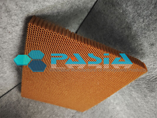 Low Dielectric Aramid Honeycomb Core Radar Antenna Radome Structure サプライヤー
